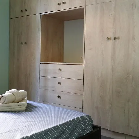 Apartment Center-kalimarmaro 2 Bdrms 4 Pers Athens